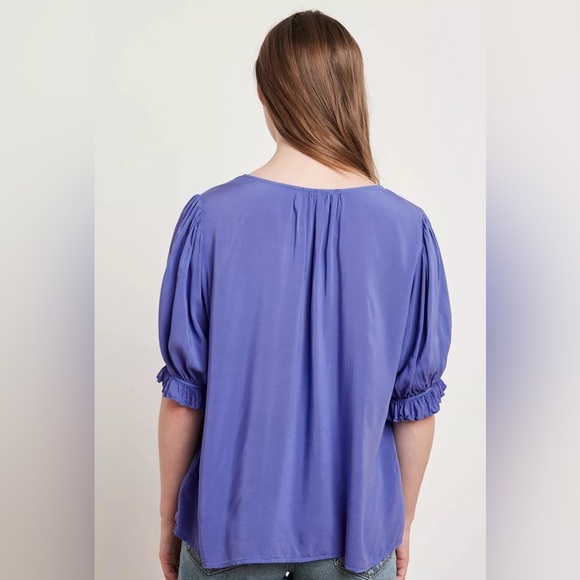 Velvet By Graham & Spencer Chelsey Challis Vneck Top Purple - Picture 2 of 10